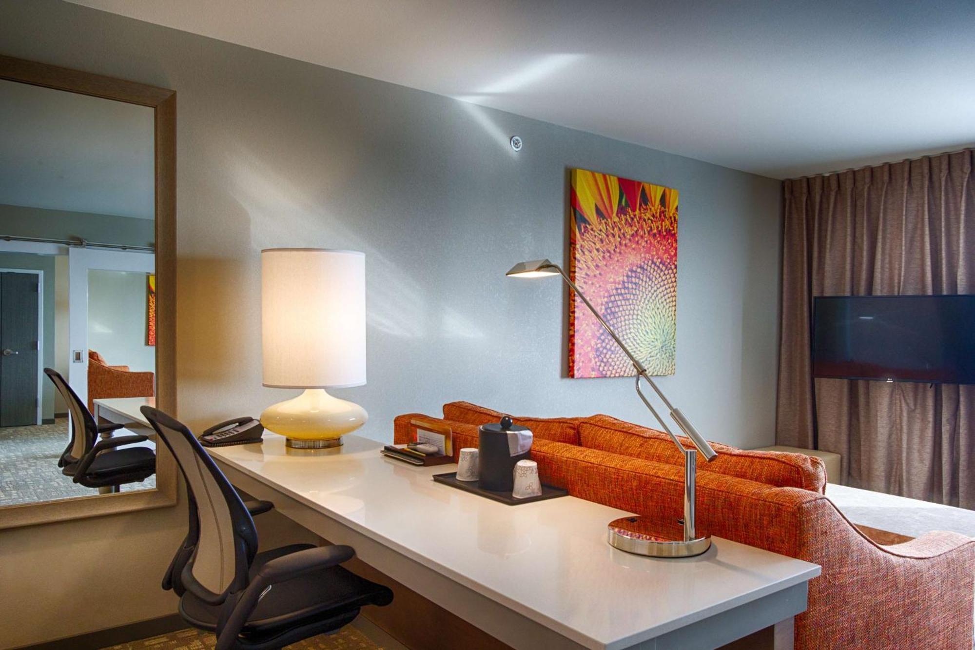 Hilton Garden Inn Салина Экстерьер фото