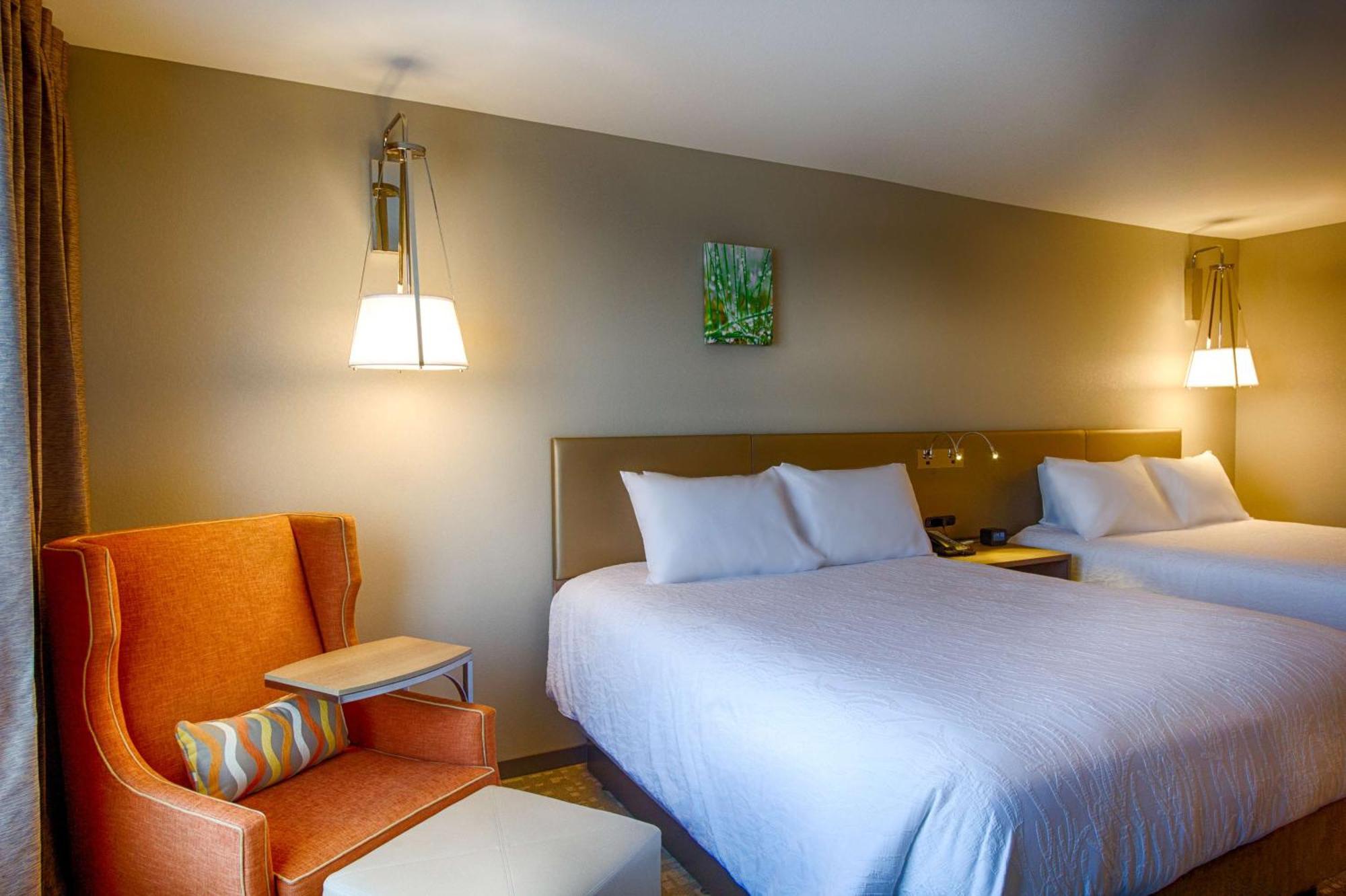 Hilton Garden Inn Салина Экстерьер фото